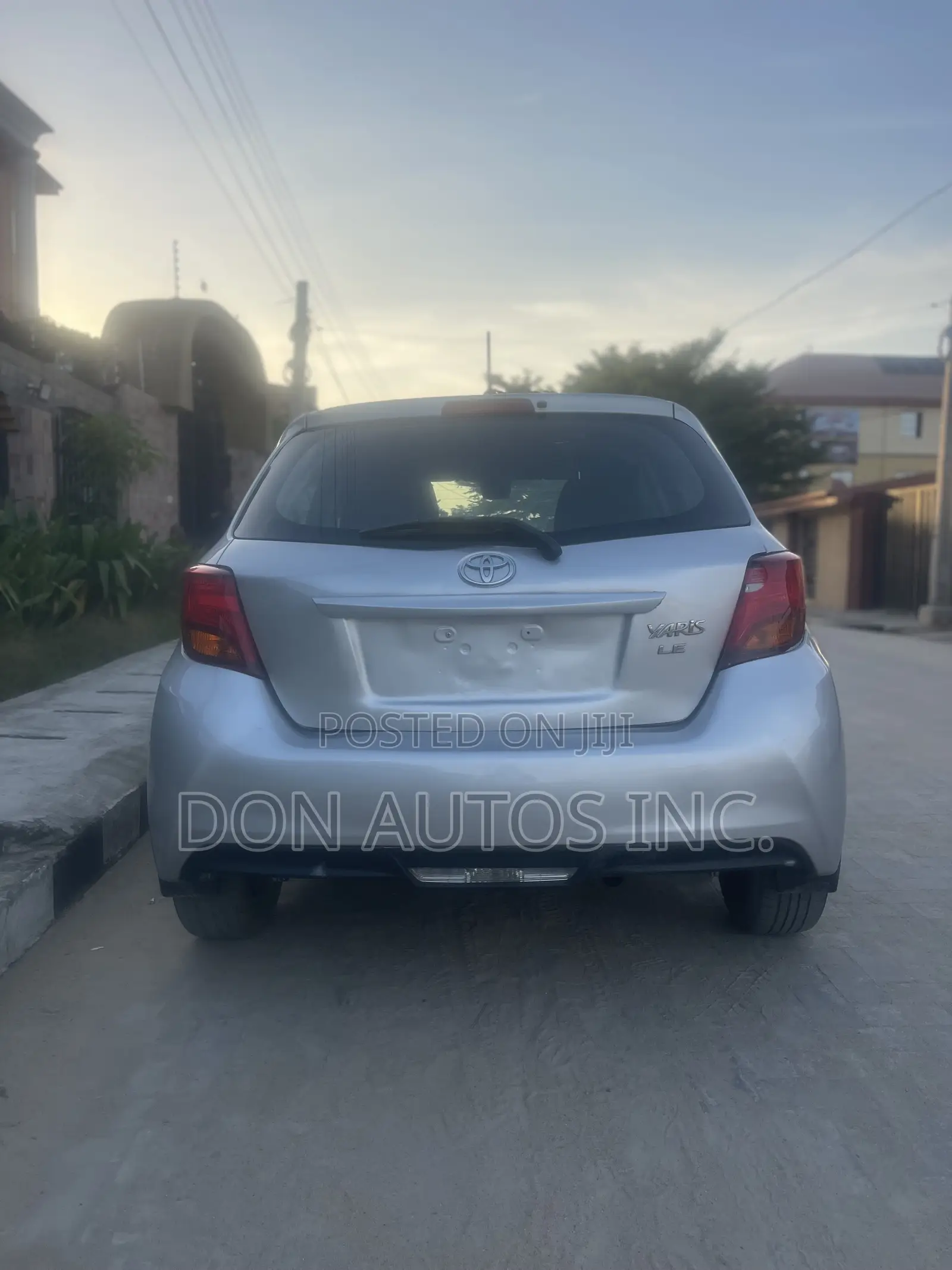 Toyota Yaris 2017 Silver