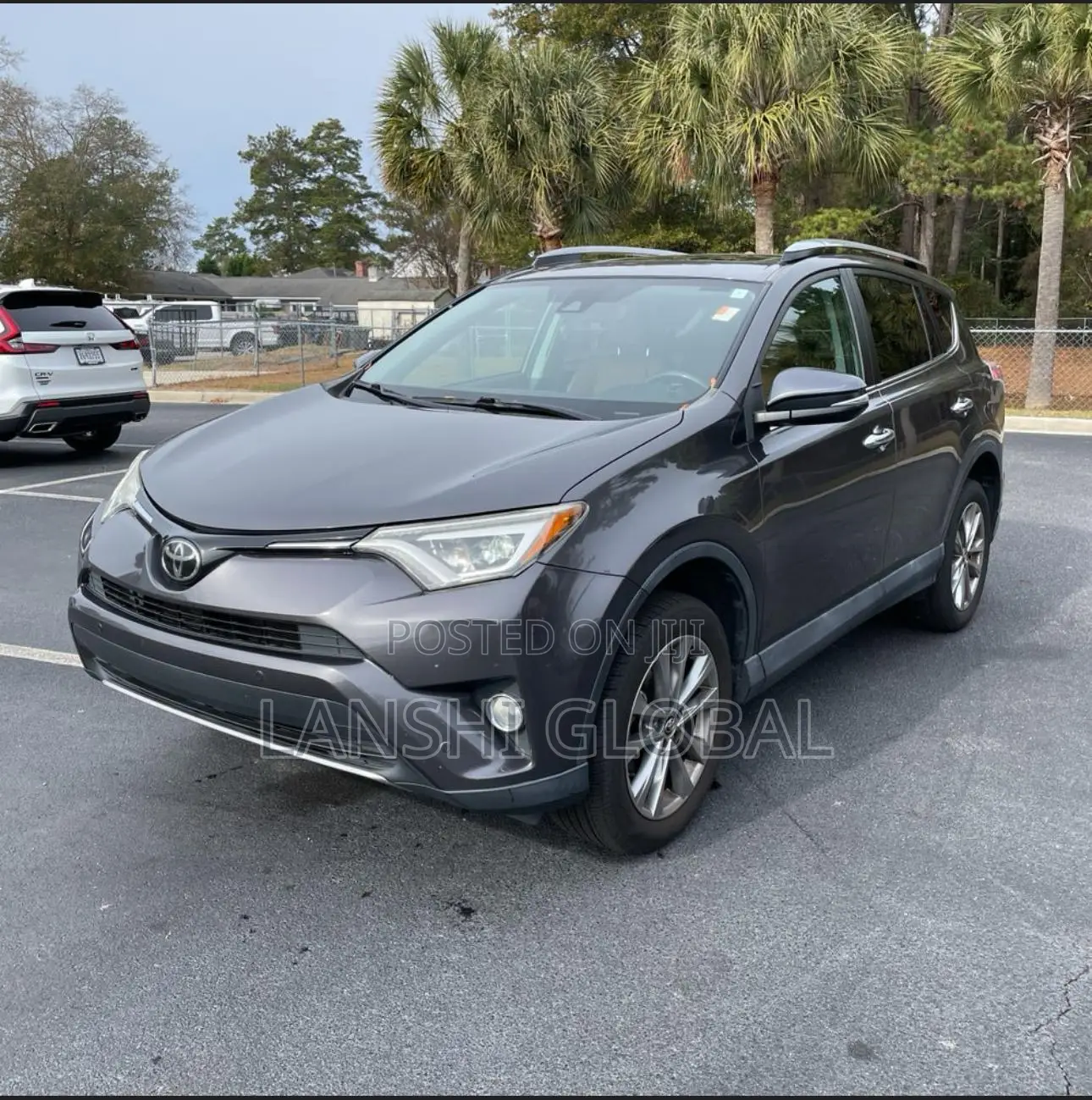 Toyota RAV4 Limited AWD (2.5L 4cyl 6A) 2017 Gray