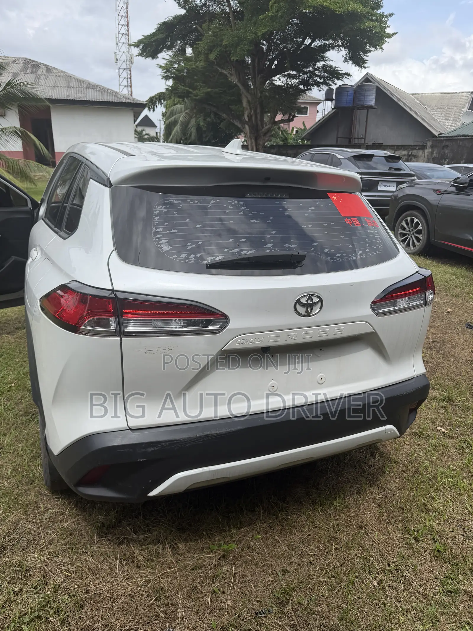 Toyota Corolla Cross LE AWD 2023 White