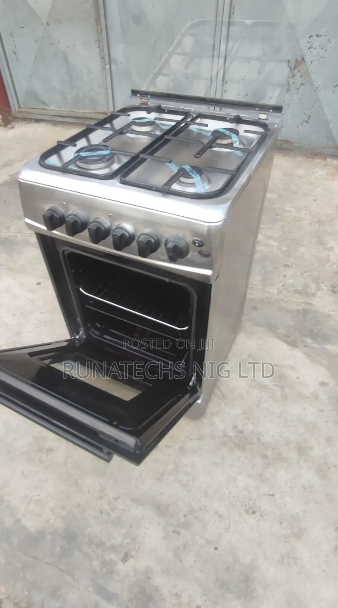 Maxi 60x60 Standing Gas Cooker With Grill 4 Burners