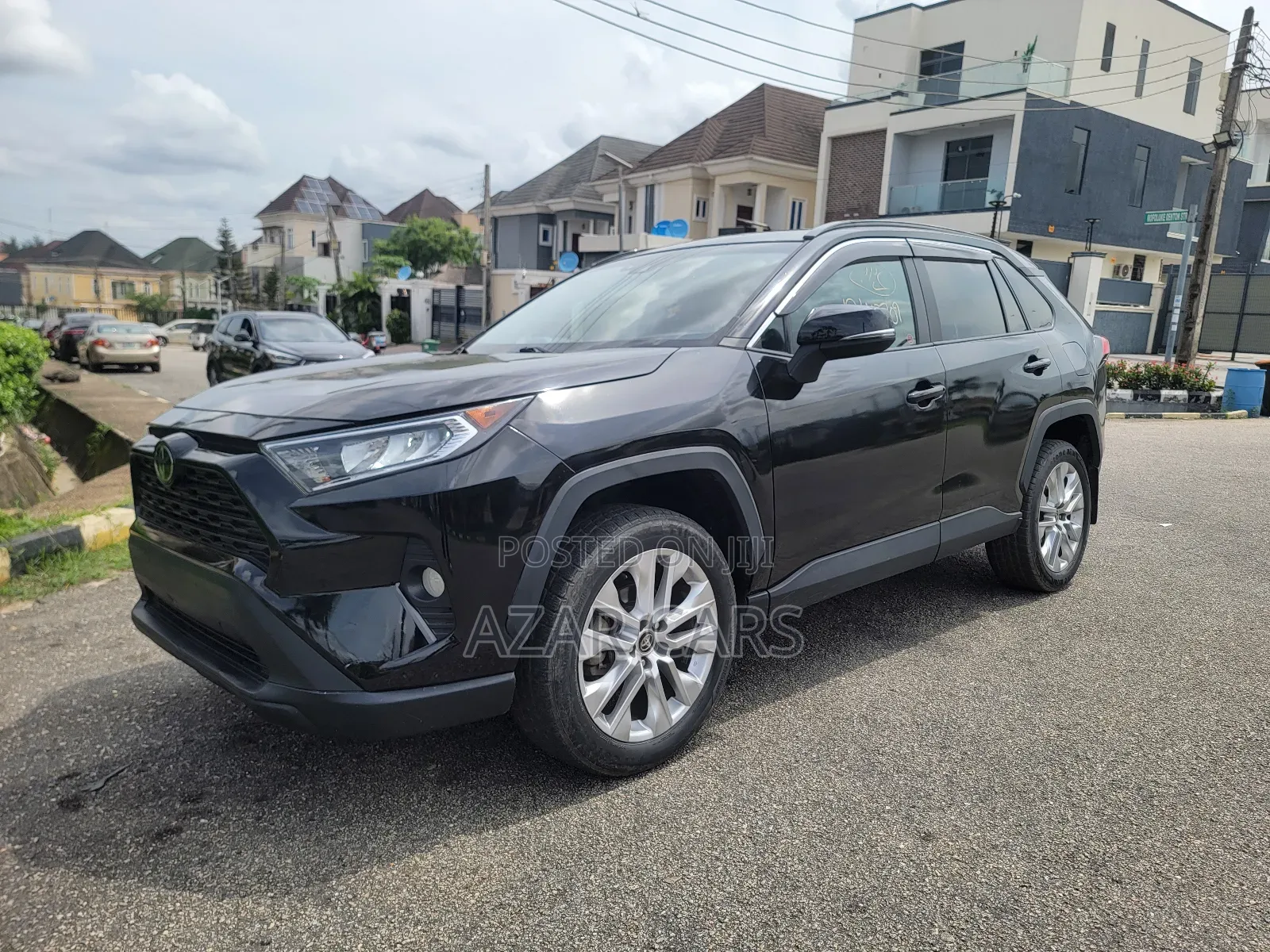 Toyota RAV4 XLE AWD 2020 Black