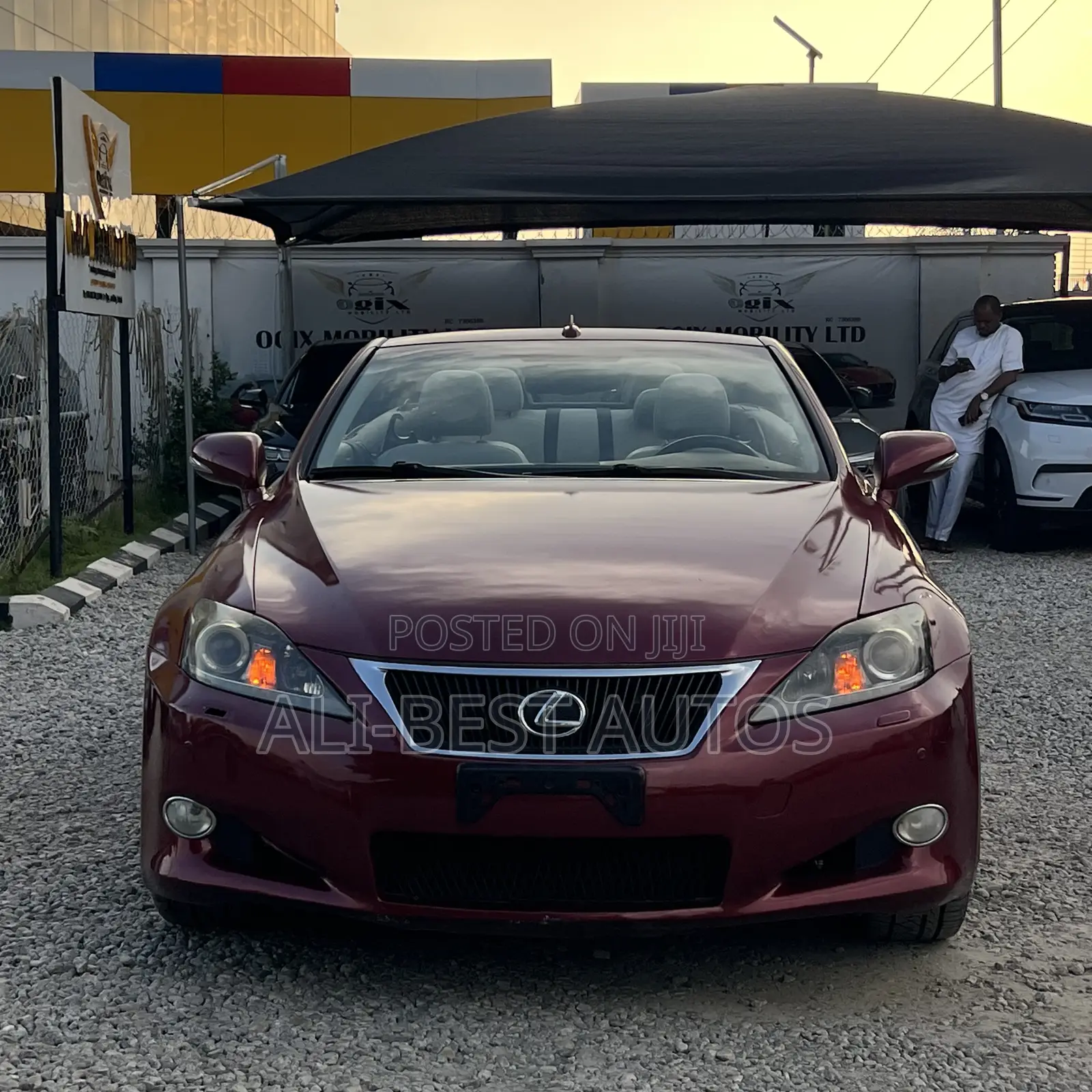 Lexus IS 2011 Maroon
