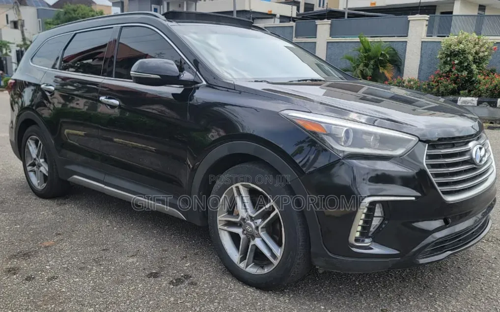 Hyundai Santa Fe 2018 Black