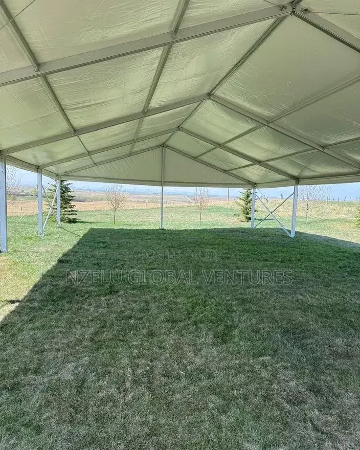 Uv-Resistant Tarpaulin Sheets