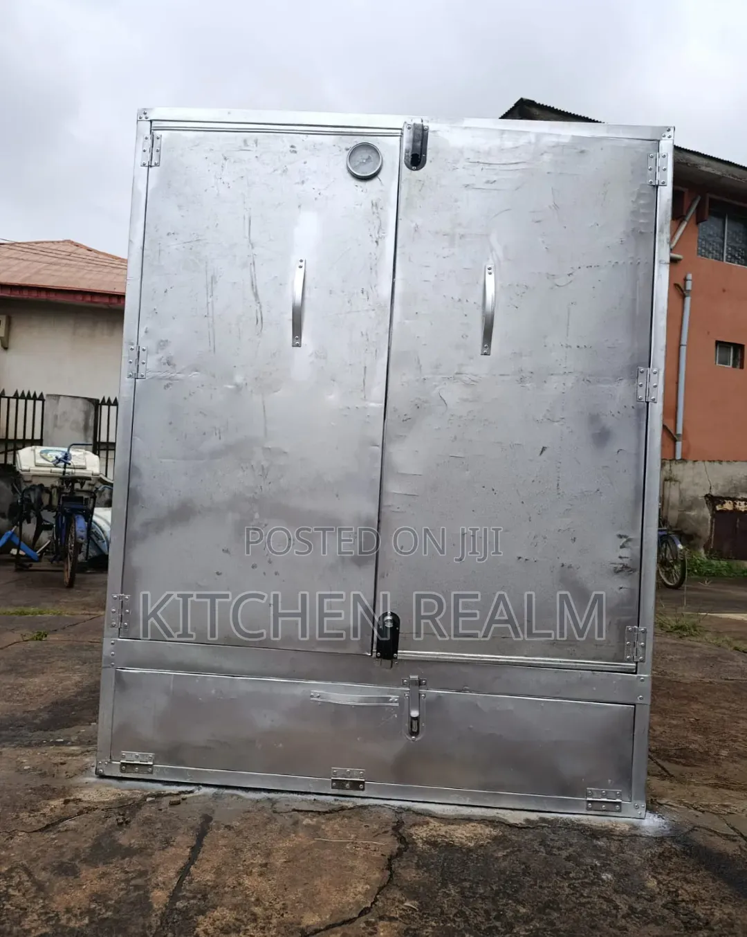 A Bag of Bread Oven
