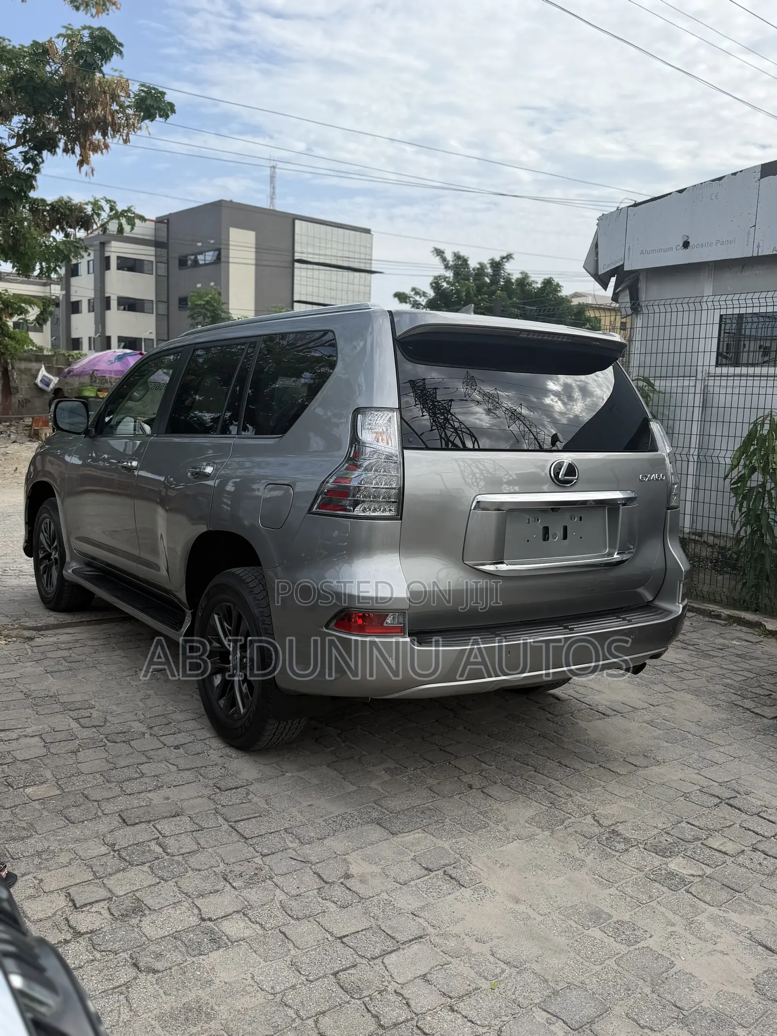 Lexus GX 460 AWD 2023 Gold