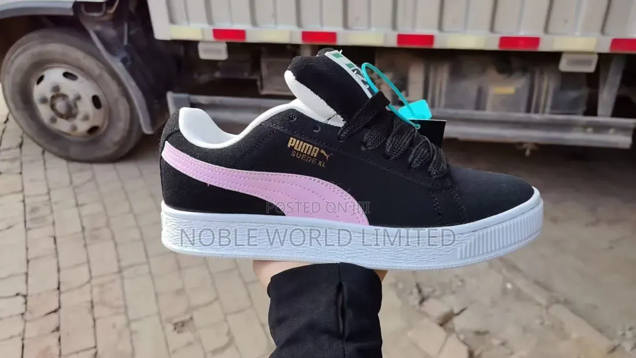 High Grade Puma Sneakers