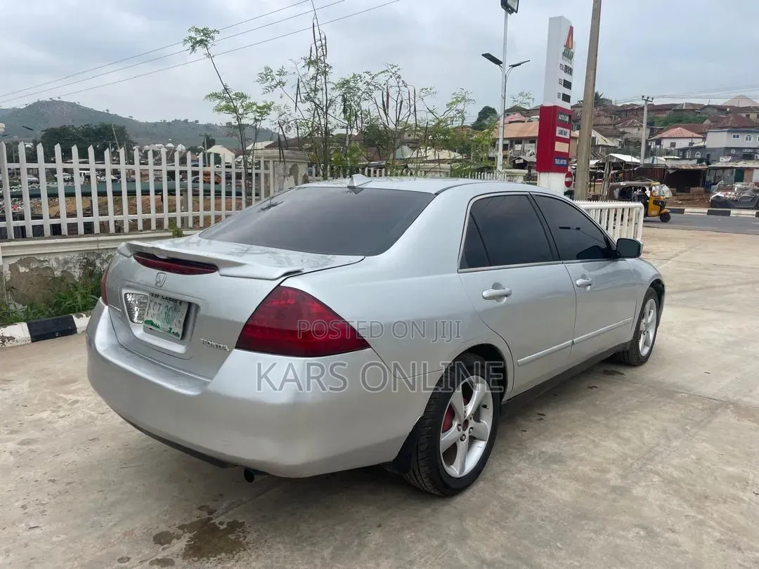 Honda Accord 2007 Gray