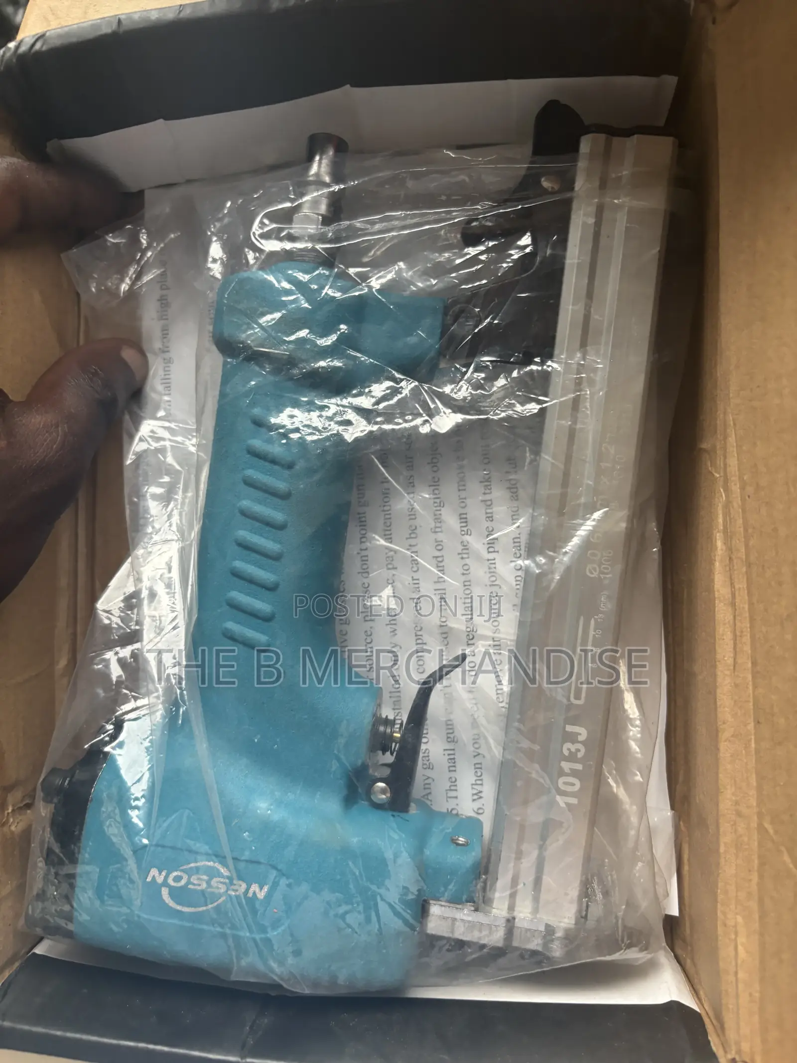 Air Nailer Machine
