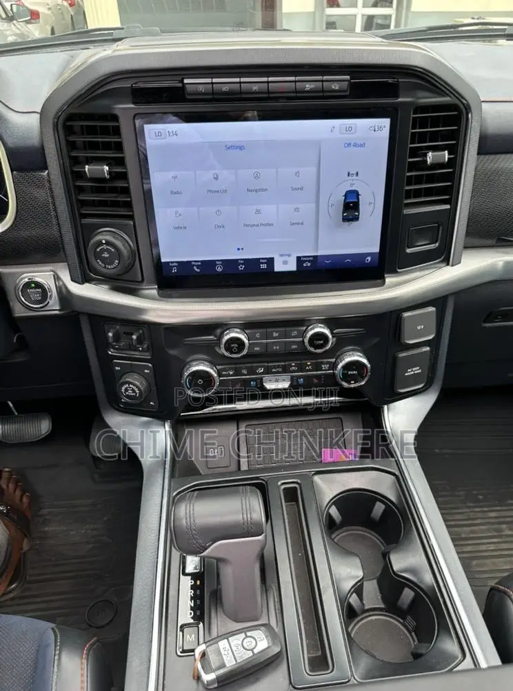 Ford F-150 Lightning XLT SuperCrew 4WD SB 2023 Blue