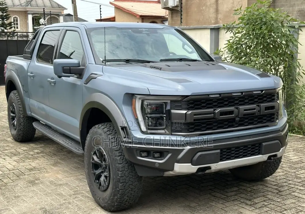 Ford F-150 Lightning XLT SuperCrew 4WD SB 2023 Blue