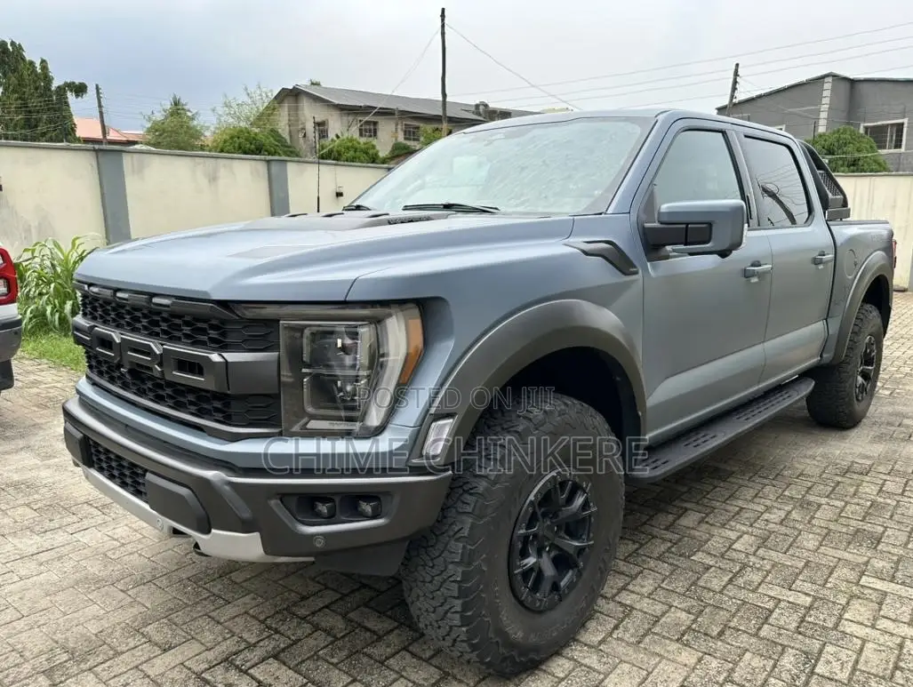 Ford F-150 Lightning XLT SuperCrew 4WD SB 2023 Blue