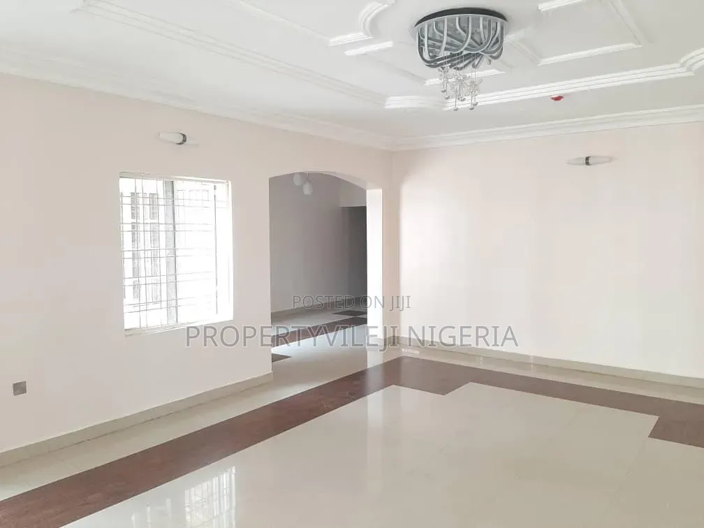 4bdrm Duplex in Katampe Extension for rent