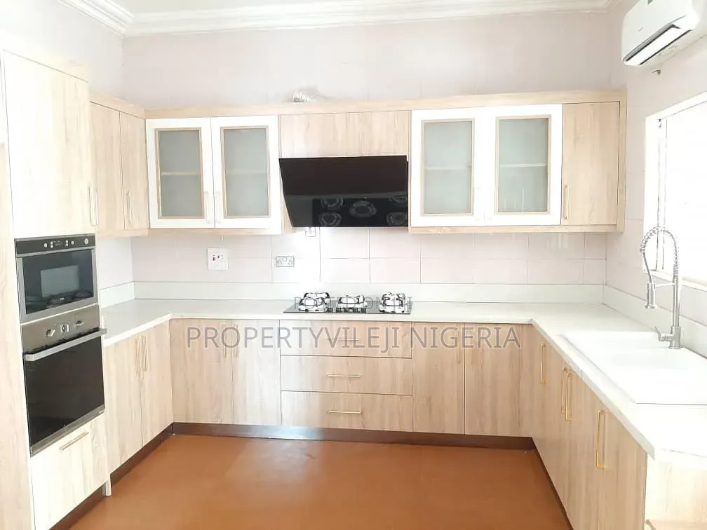 4bdrm Duplex in Katampe Extension for rent
