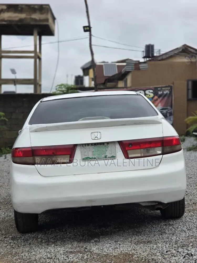 Honda Accord 2004 White