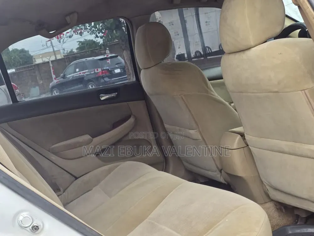 Honda Accord 2004 White