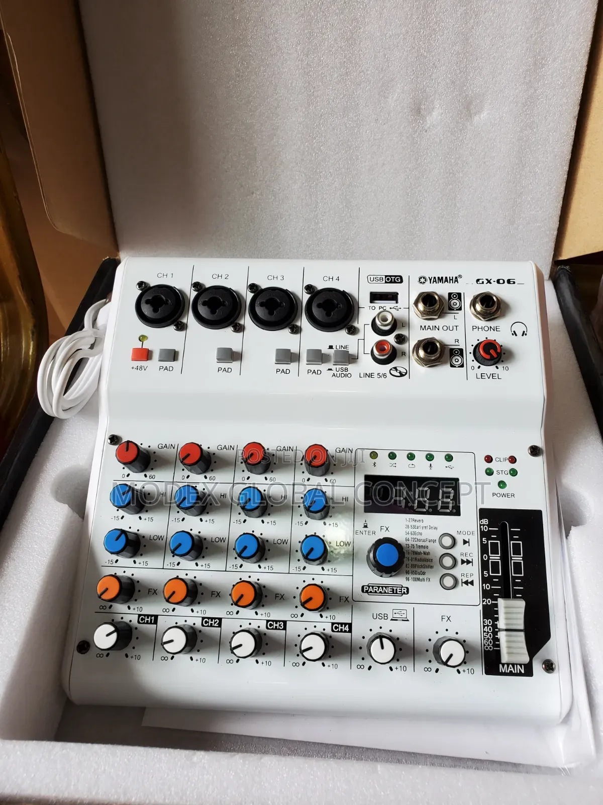 Gx-06 6-Channel Portable Audio Mixer Console.