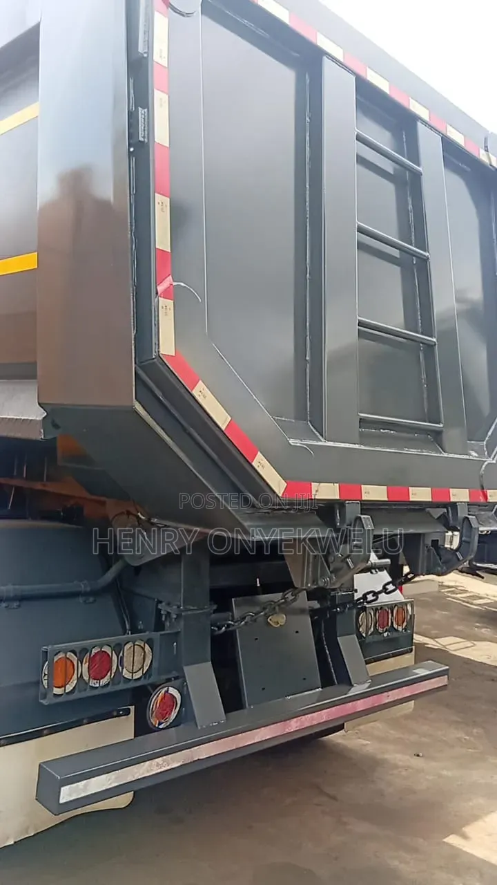Brand New Tipping Bucket