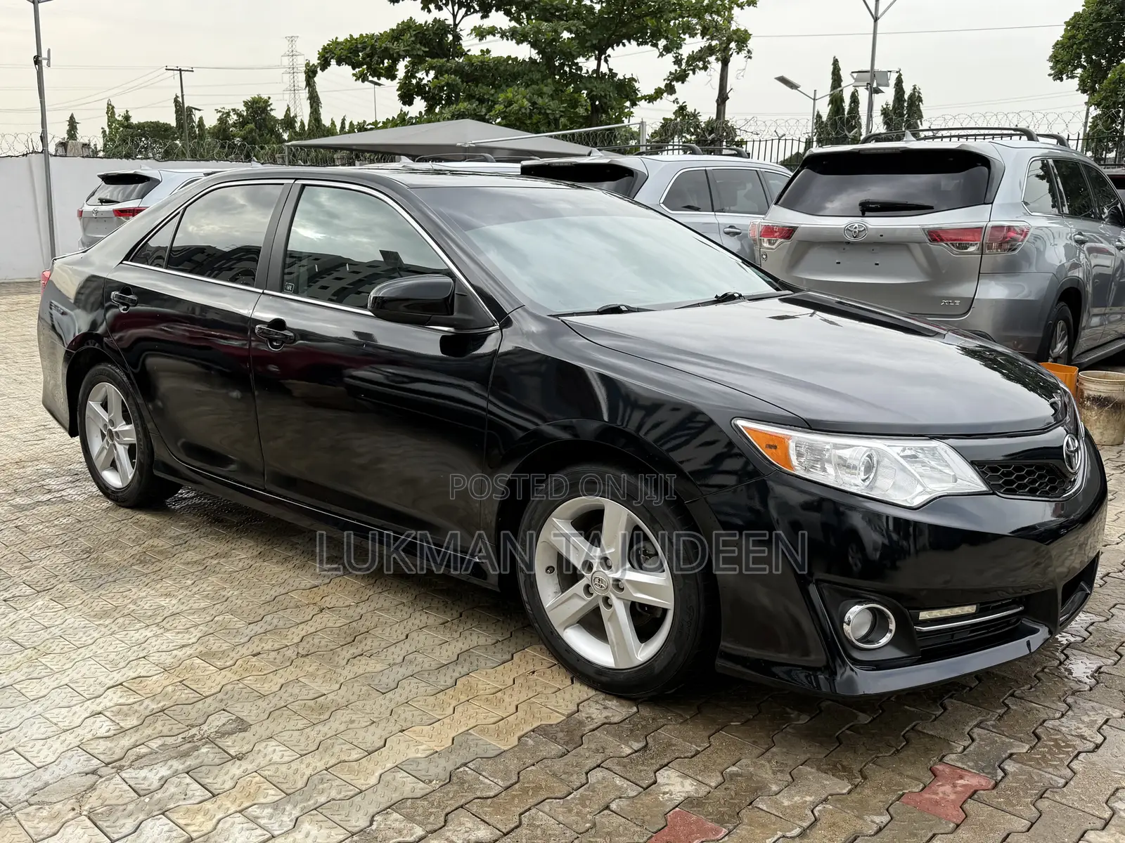 Toyota Camry SE 4dr Sedan (2.5L 4cyl 6A) 2013 Black