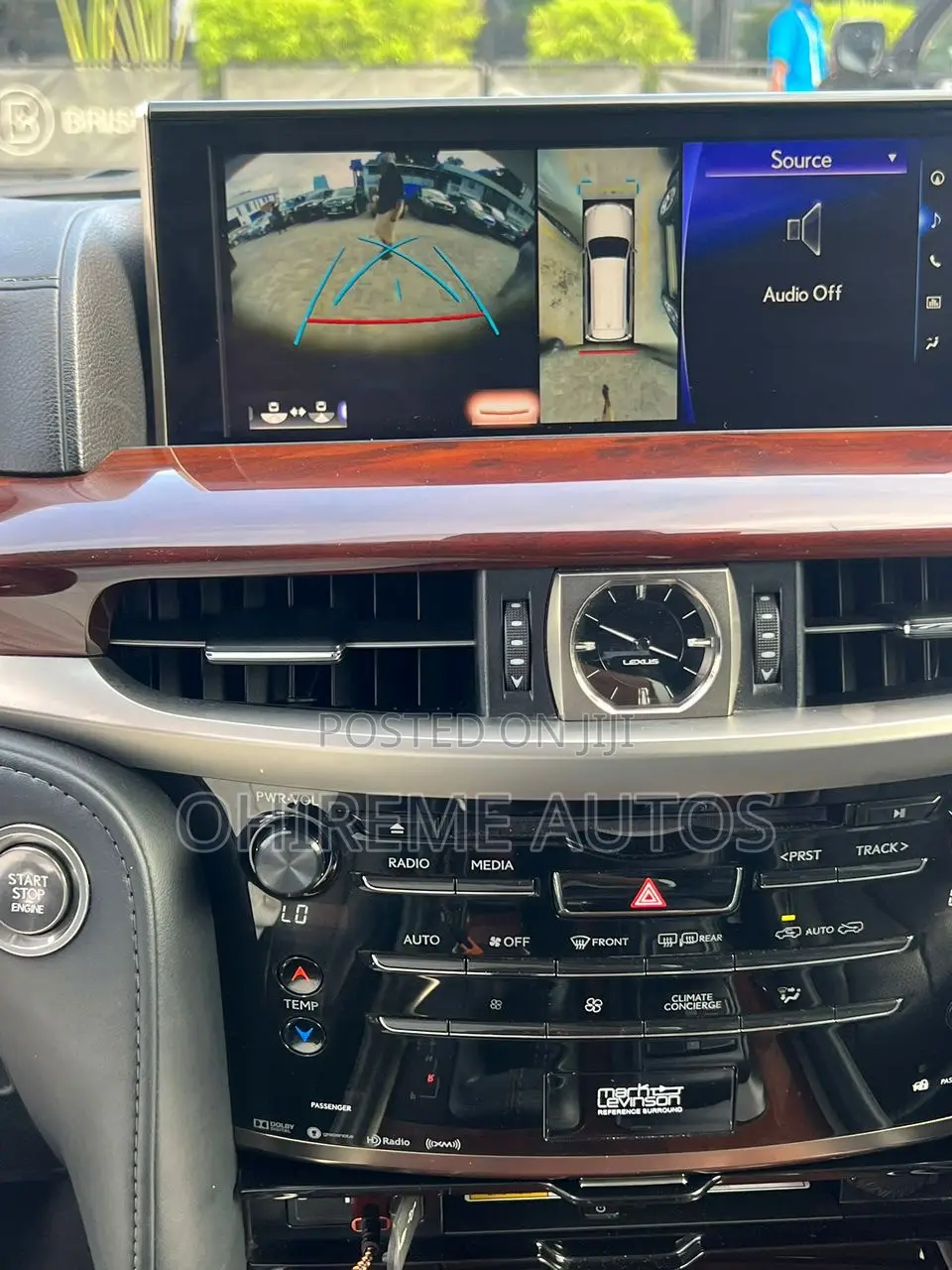 Lexus LX 2021