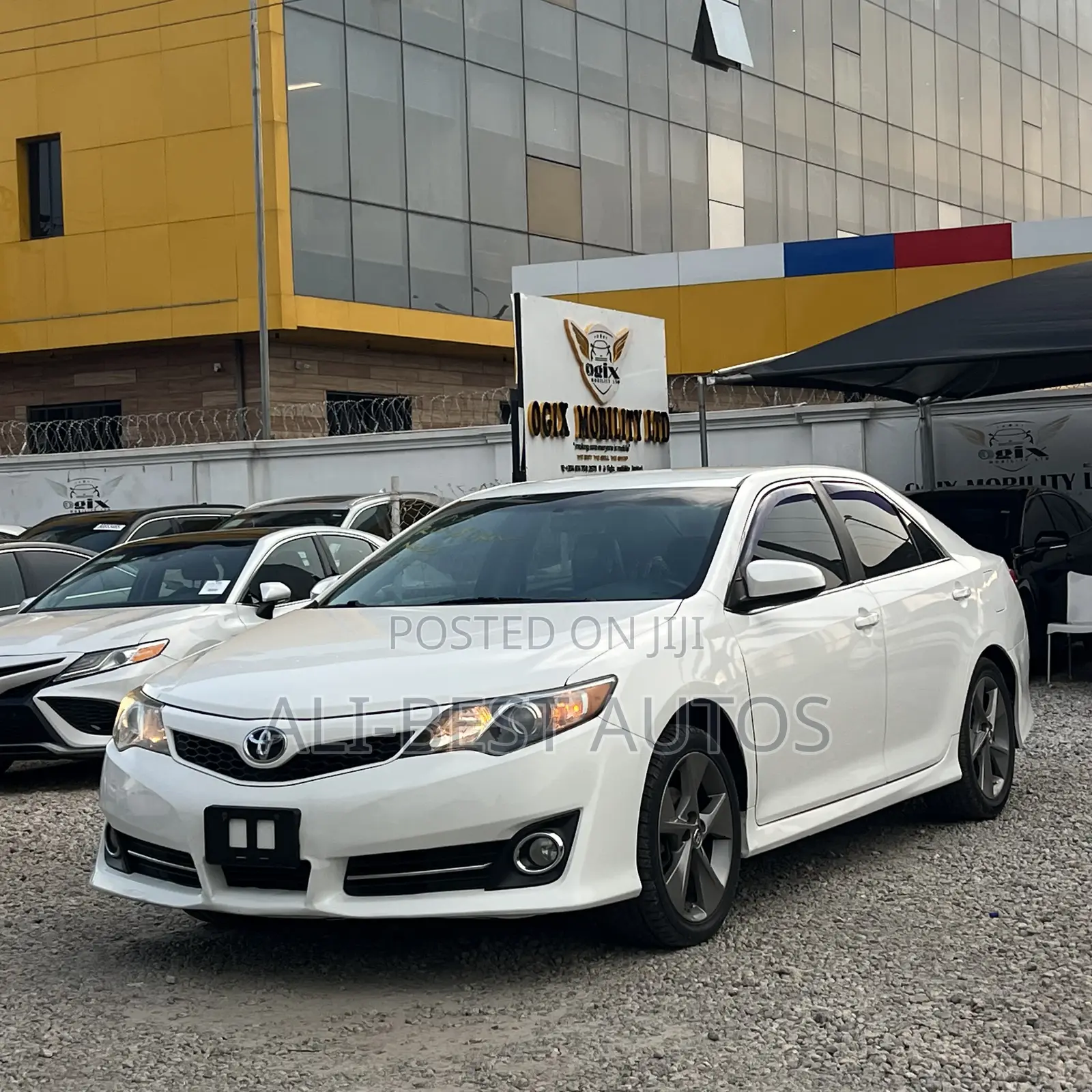 Toyota Camry 2014 White