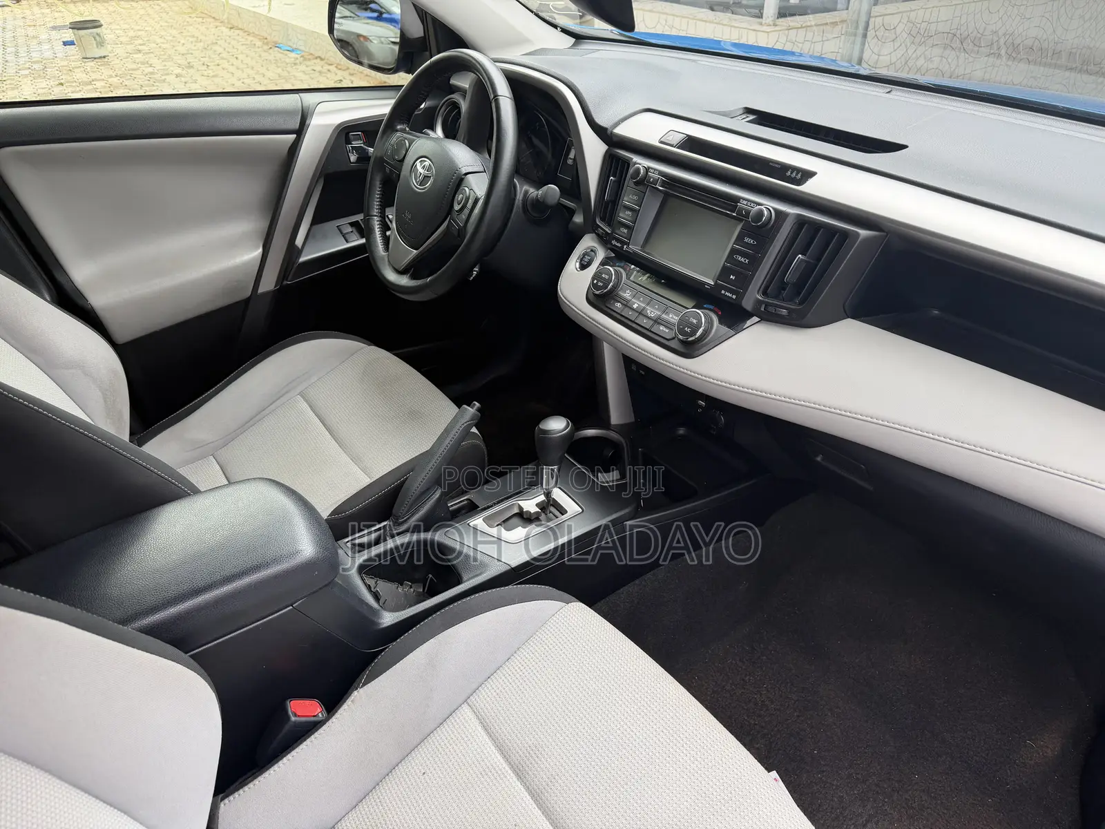 Toyota RAV4 XLE 4dr SUV AWD (2.5L 4cyl 6A) 2018 Blue