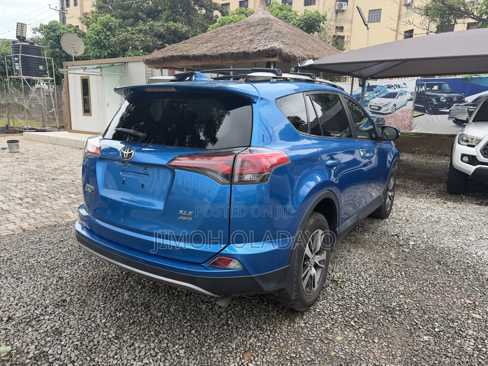 Toyota RAV4 XLE 4dr SUV AWD (2.5L 4cyl 6A) 2018 Blue