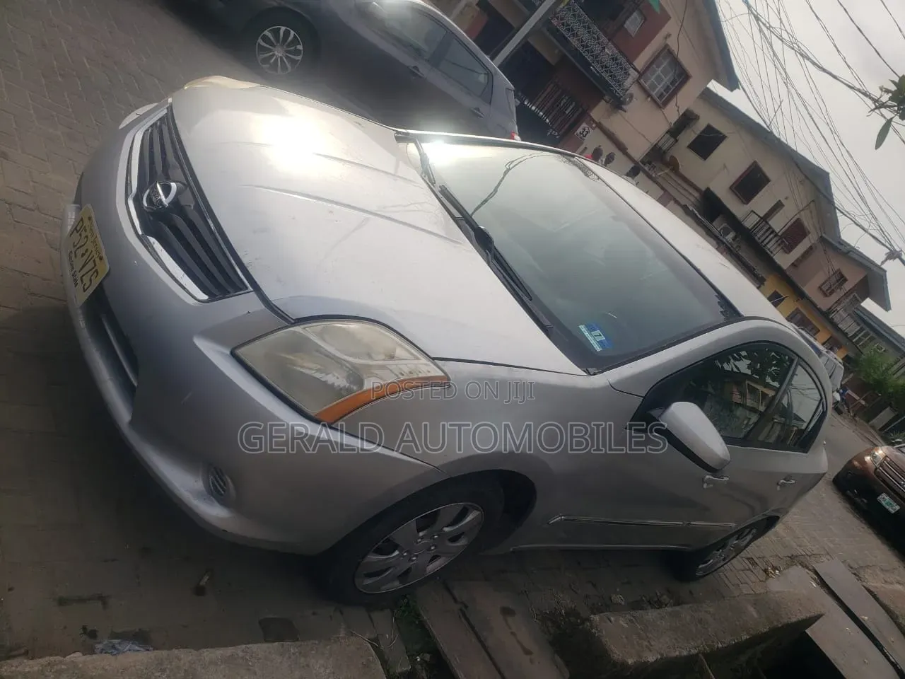 Nissan Sentra 2011 Silver