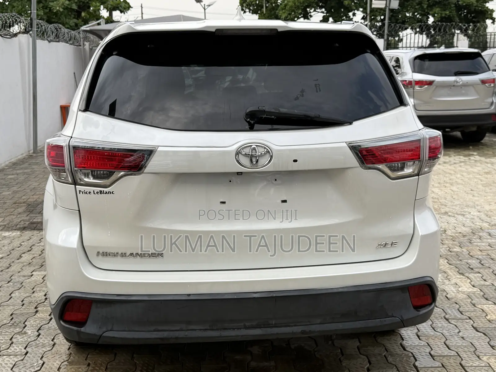 Toyota Highlander XLE 4dr SUV AWD (3.5L 6cyl 6A) 2015 White