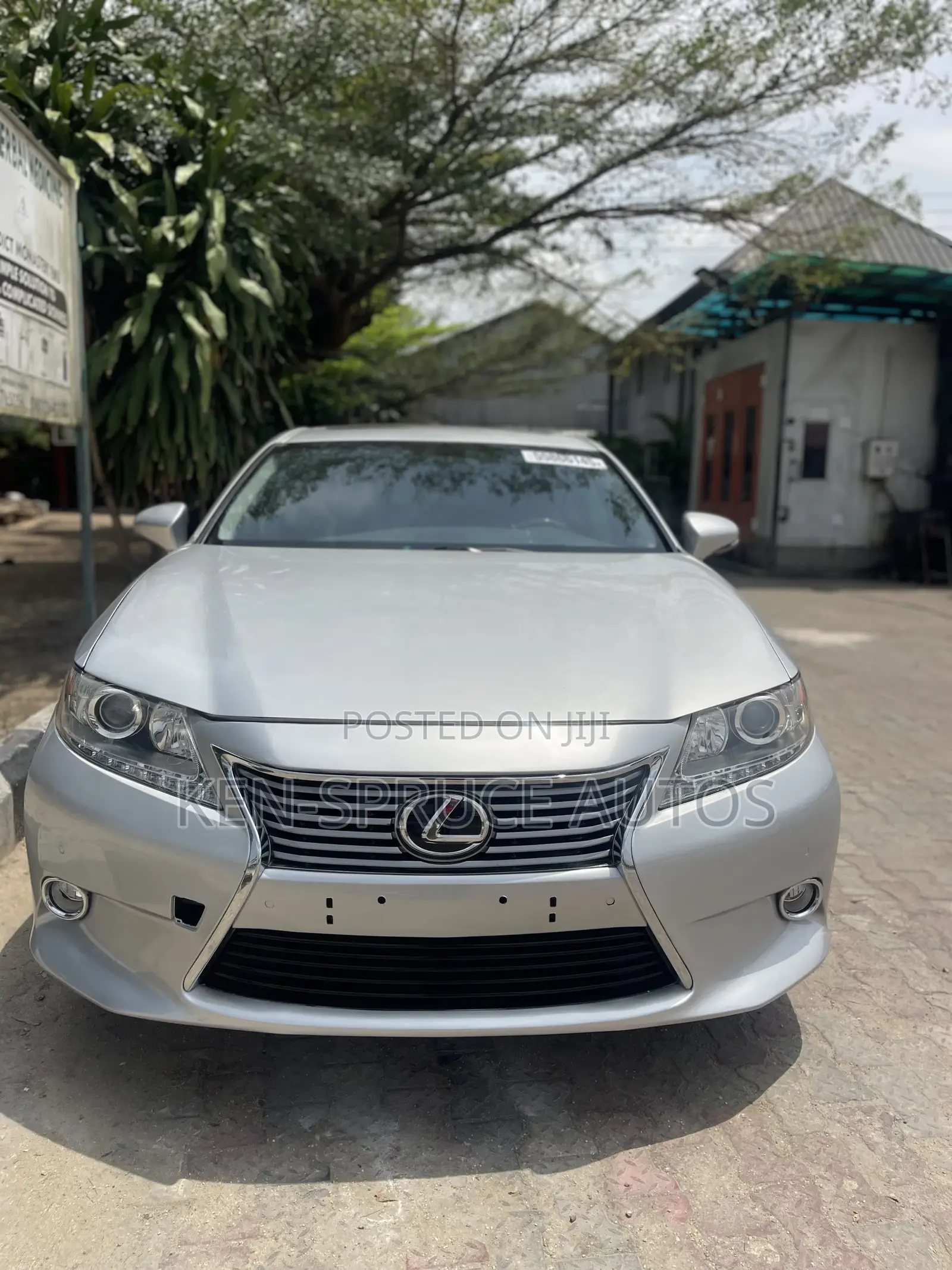 Lexus ES 350 FWD 2013 Silver