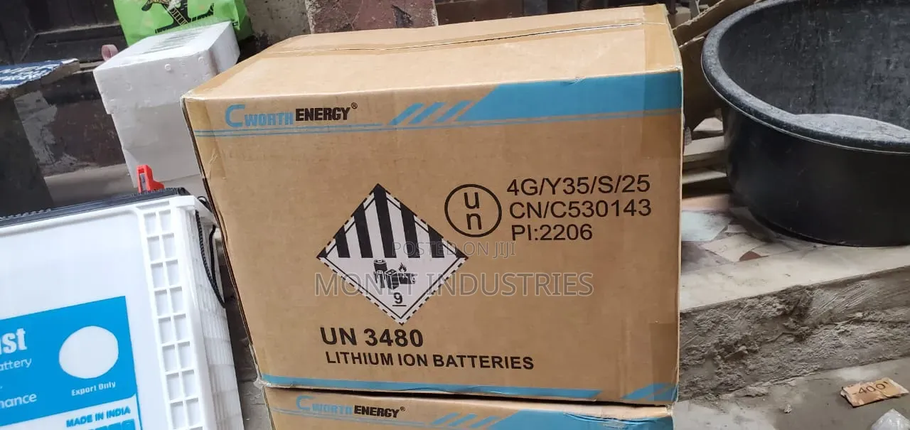 3.8kwh 12.8v 300ah Cworth Lithium Iron Phosphate Battery