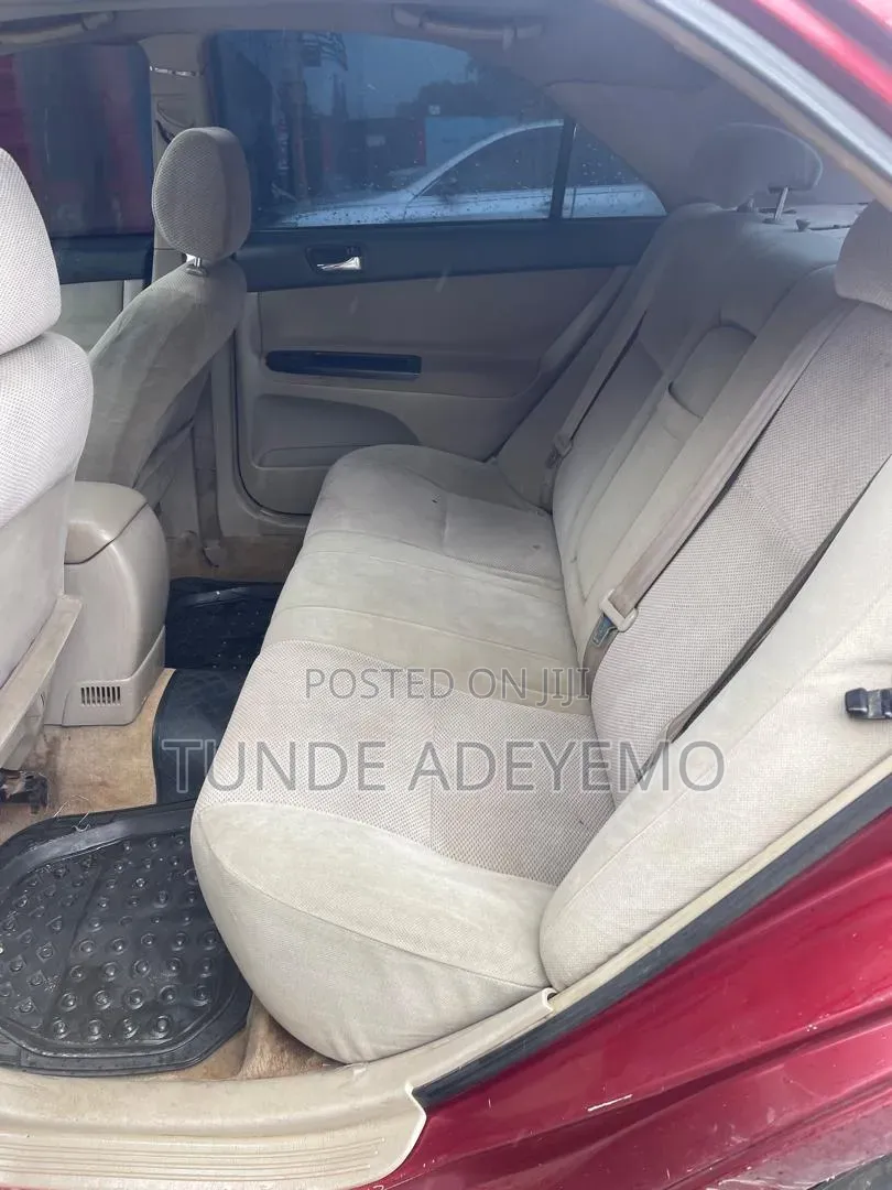Toyota Camry 2005 Red