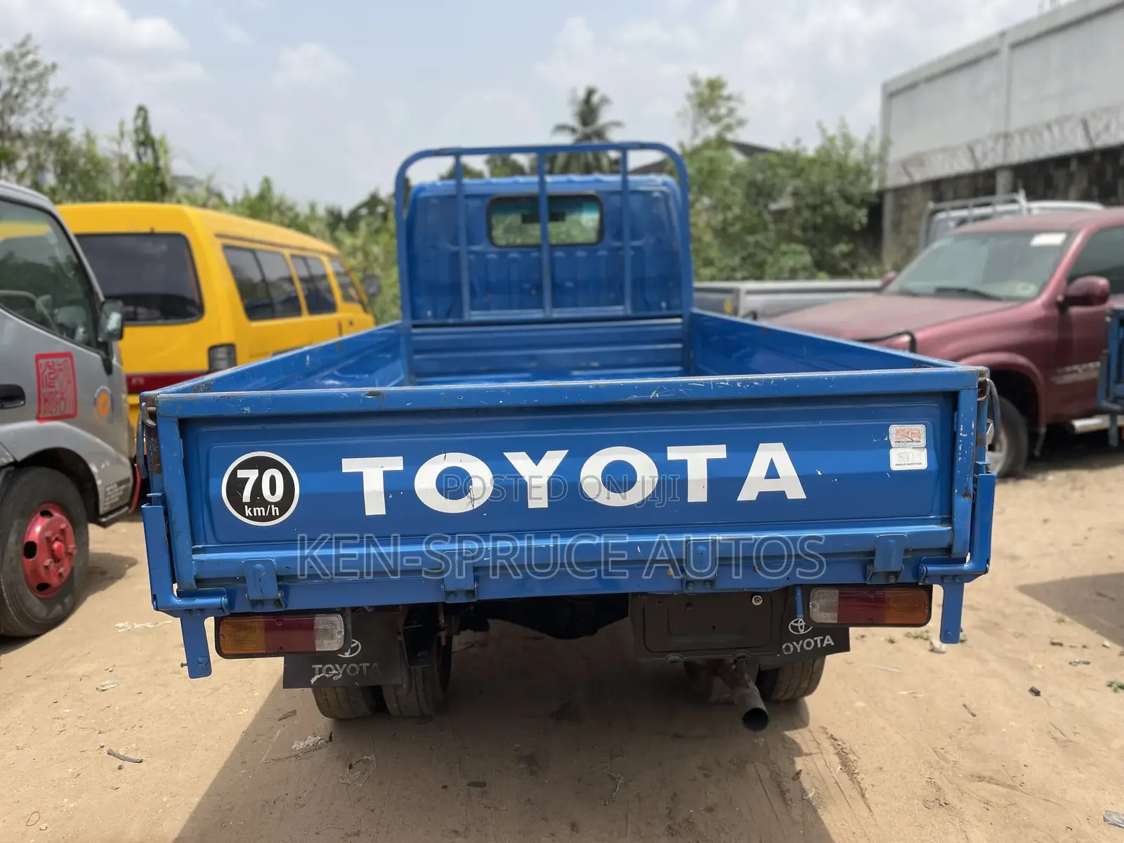 Toyota Dyna 200 2rz 2007 Blue