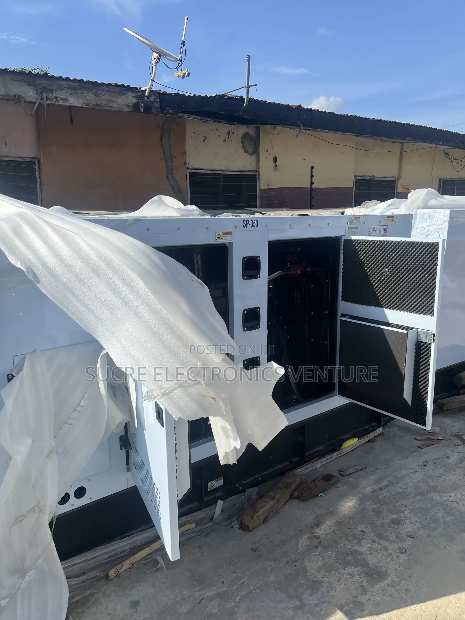 New Perkins 350kva Diesel Soundproof Generator [3 Years Warranty]
