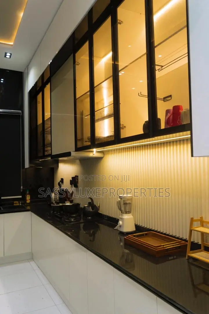 3/4 Bedroom Semi Detached Duplex Ps5