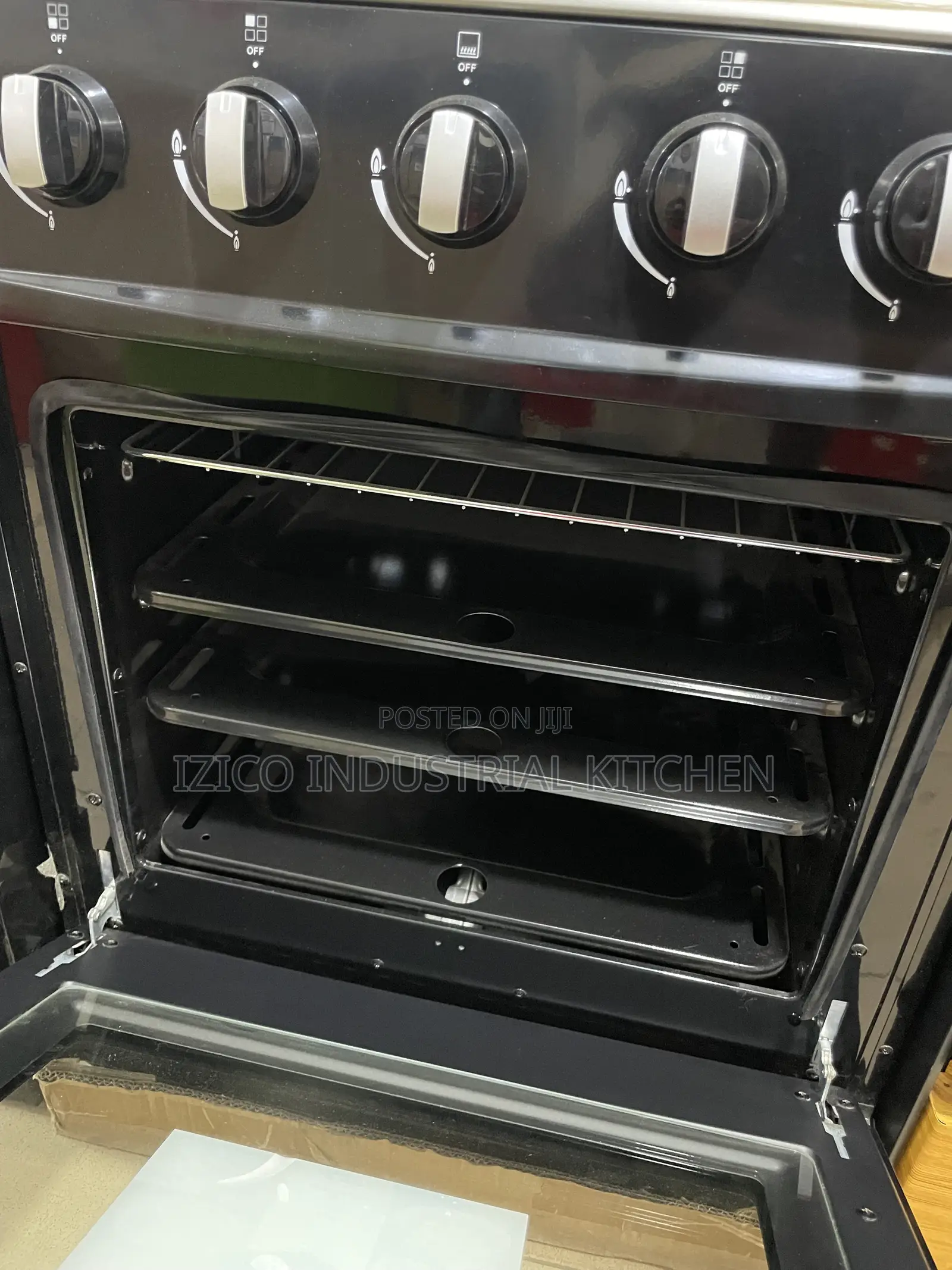 4 Burner Gas Cooker (60x60) With Oven