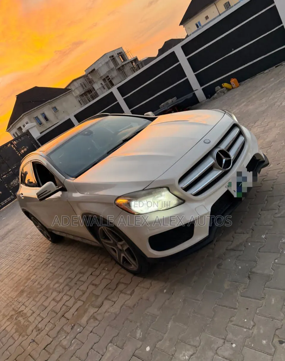 Mercedes-Benz GLA 250 2015 White