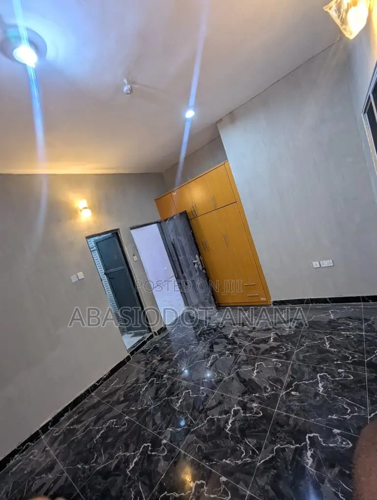 2bdrm Apartment in Off Calabar Itu, Uyo for rent