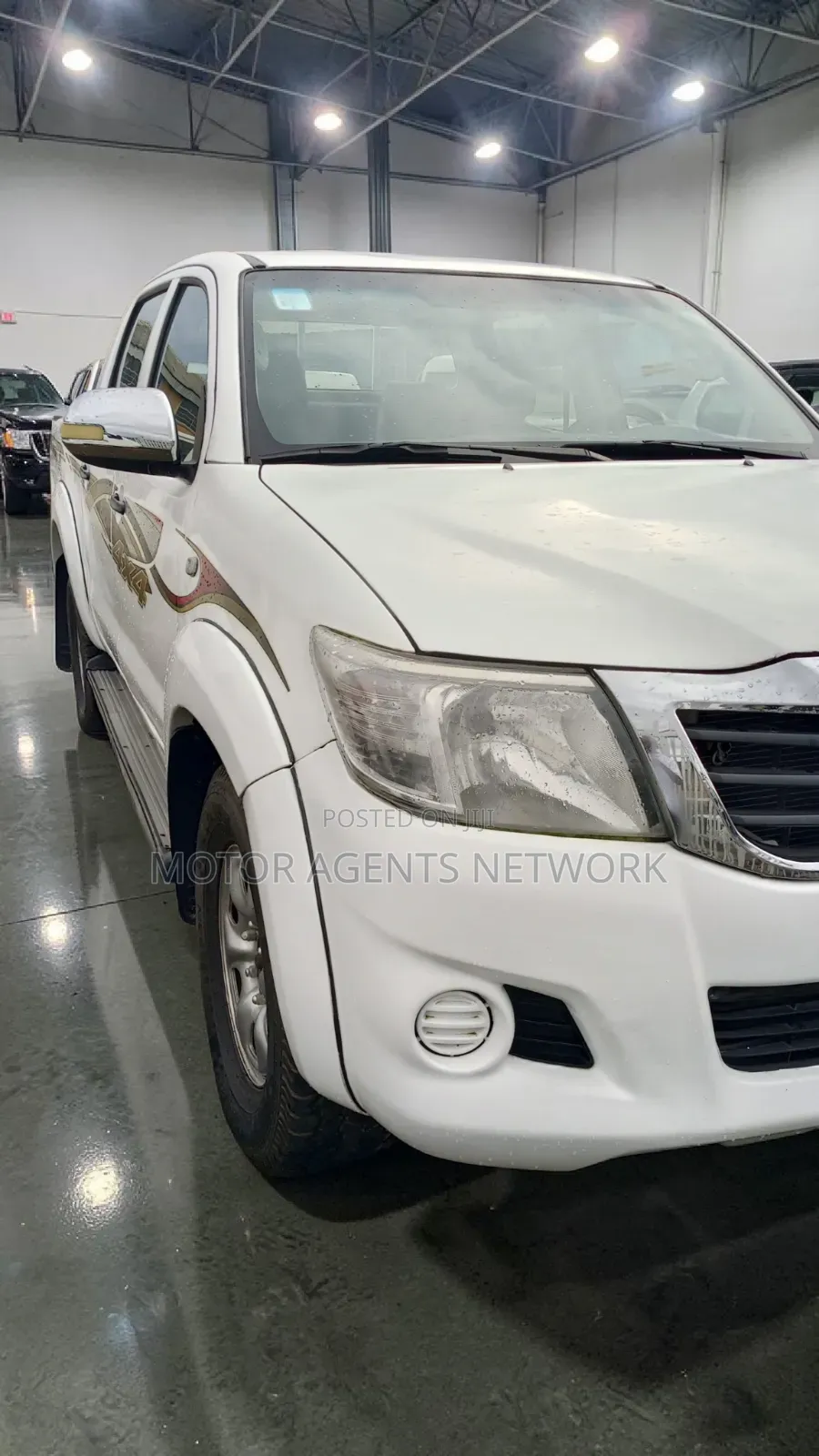 Toyota Hilux 2013 White