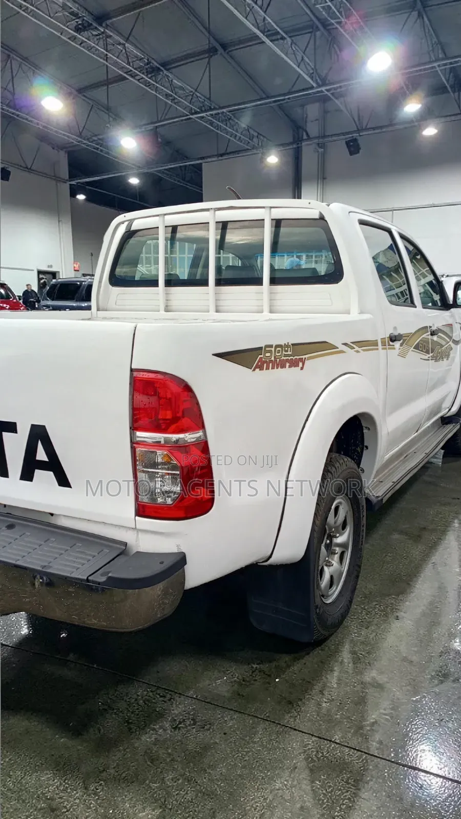 Toyota Hilux 2013 White