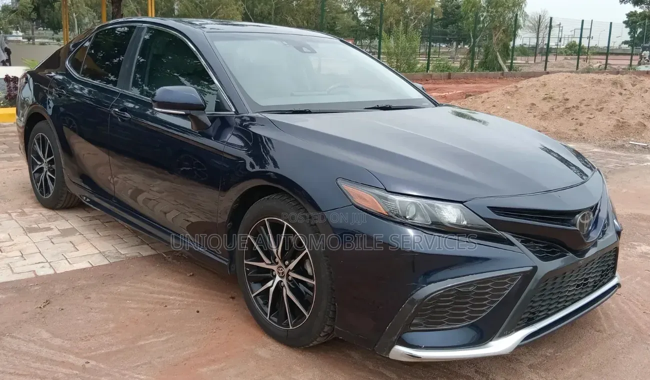 Toyota Camry SE Nightshade 2021 Blue