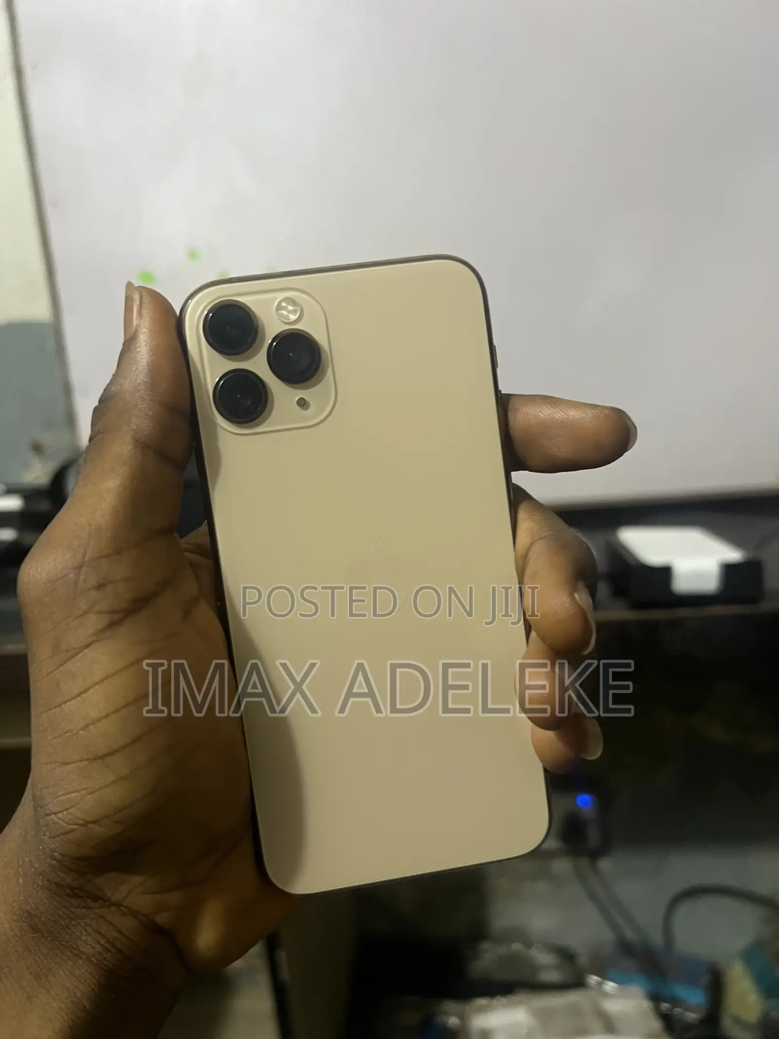 New Apple iPhone 11 Pro 256 GB Gold