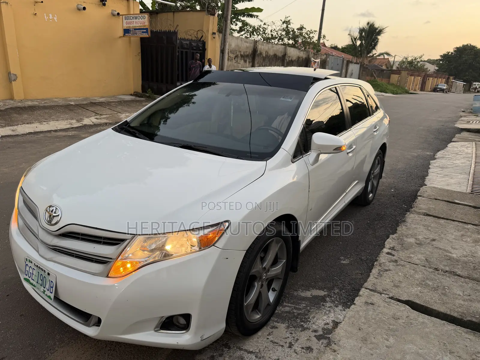 Toyota Venza Limited 2013 White