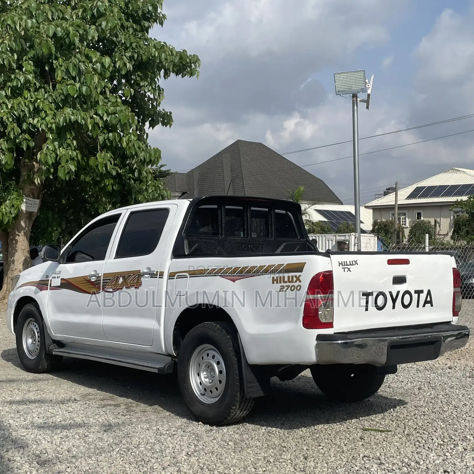Toyota Hilux 2009 White