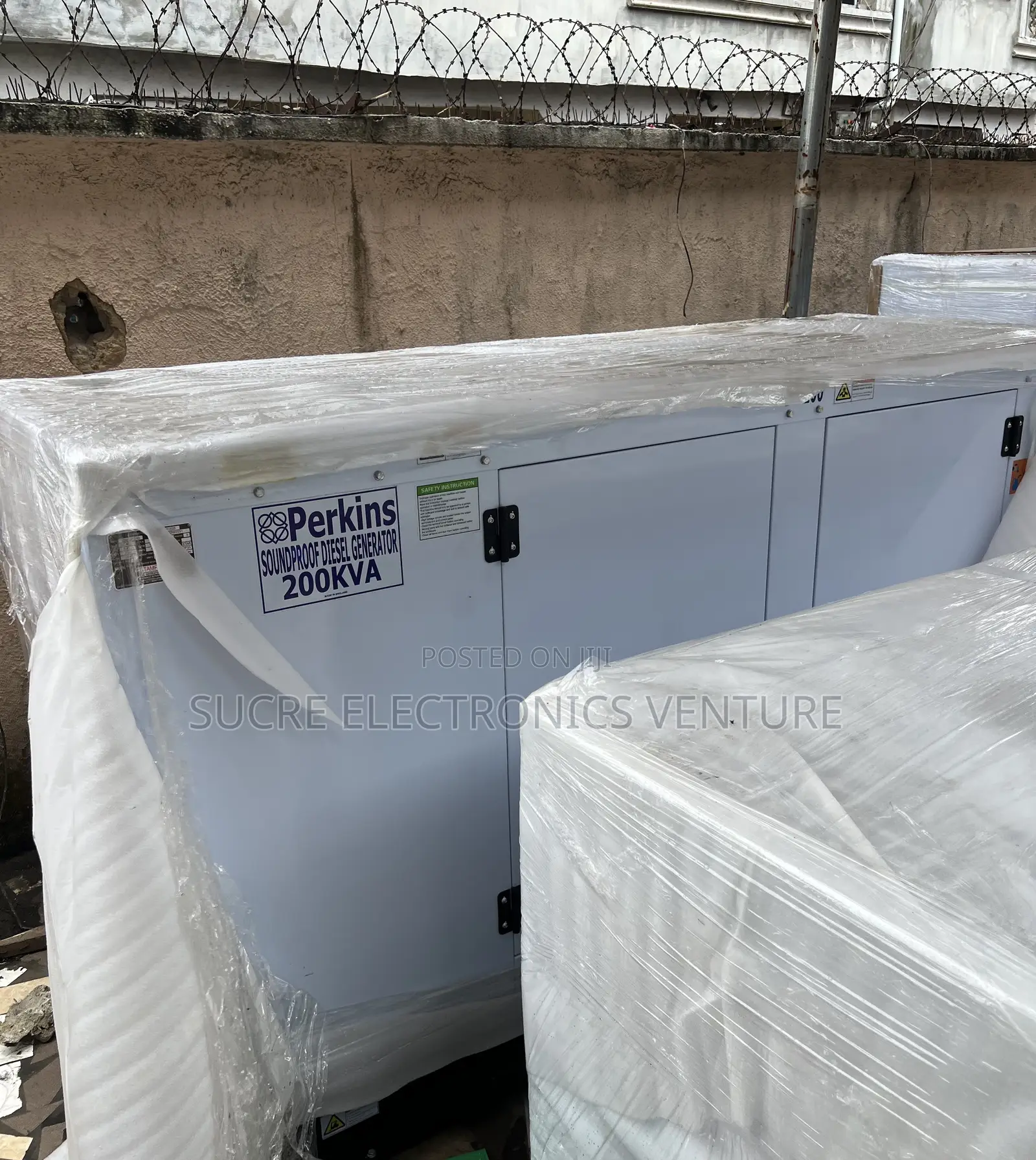 Sp-200kva Perkins Diesel Super Silent Copper Generator With Warranty