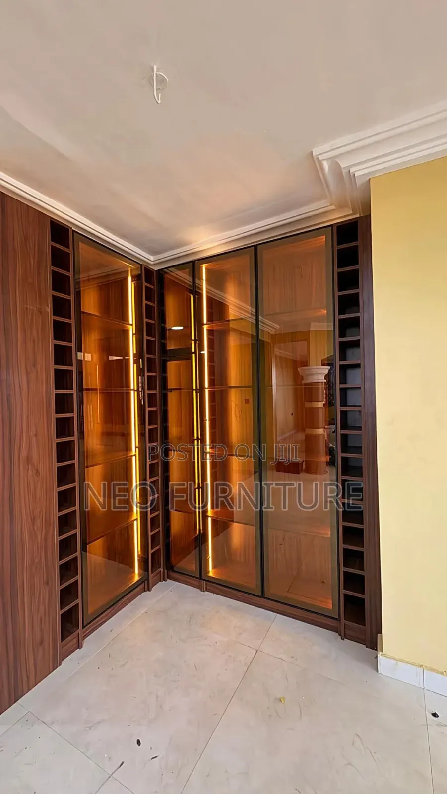 L Shaped Glass Door Wardrobe