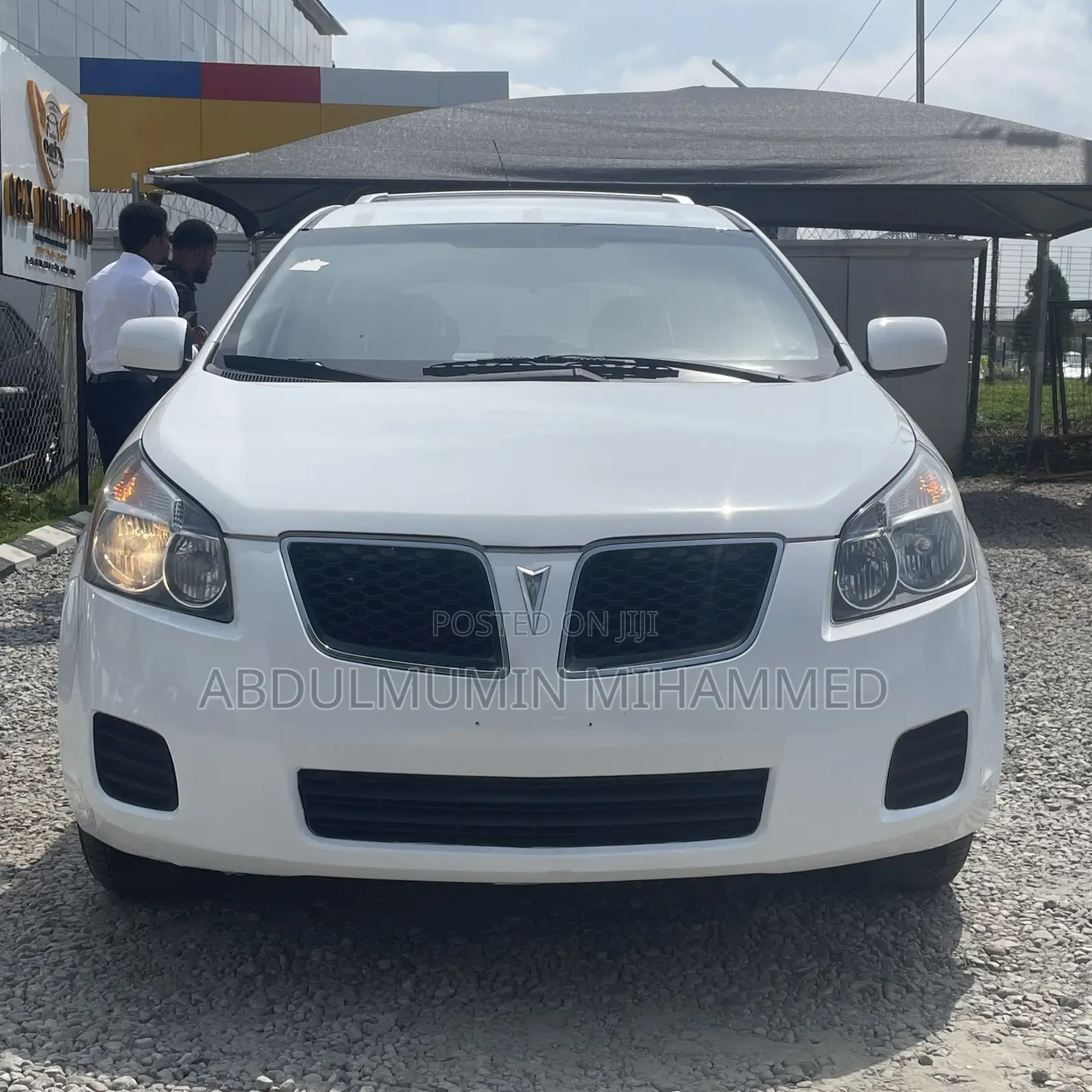 Pontiac Vibe 2009 White