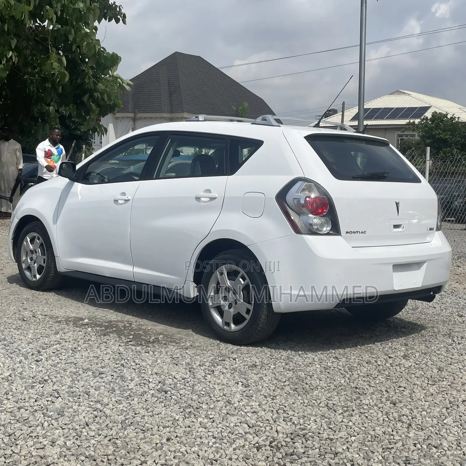 Pontiac Vibe 2009 White