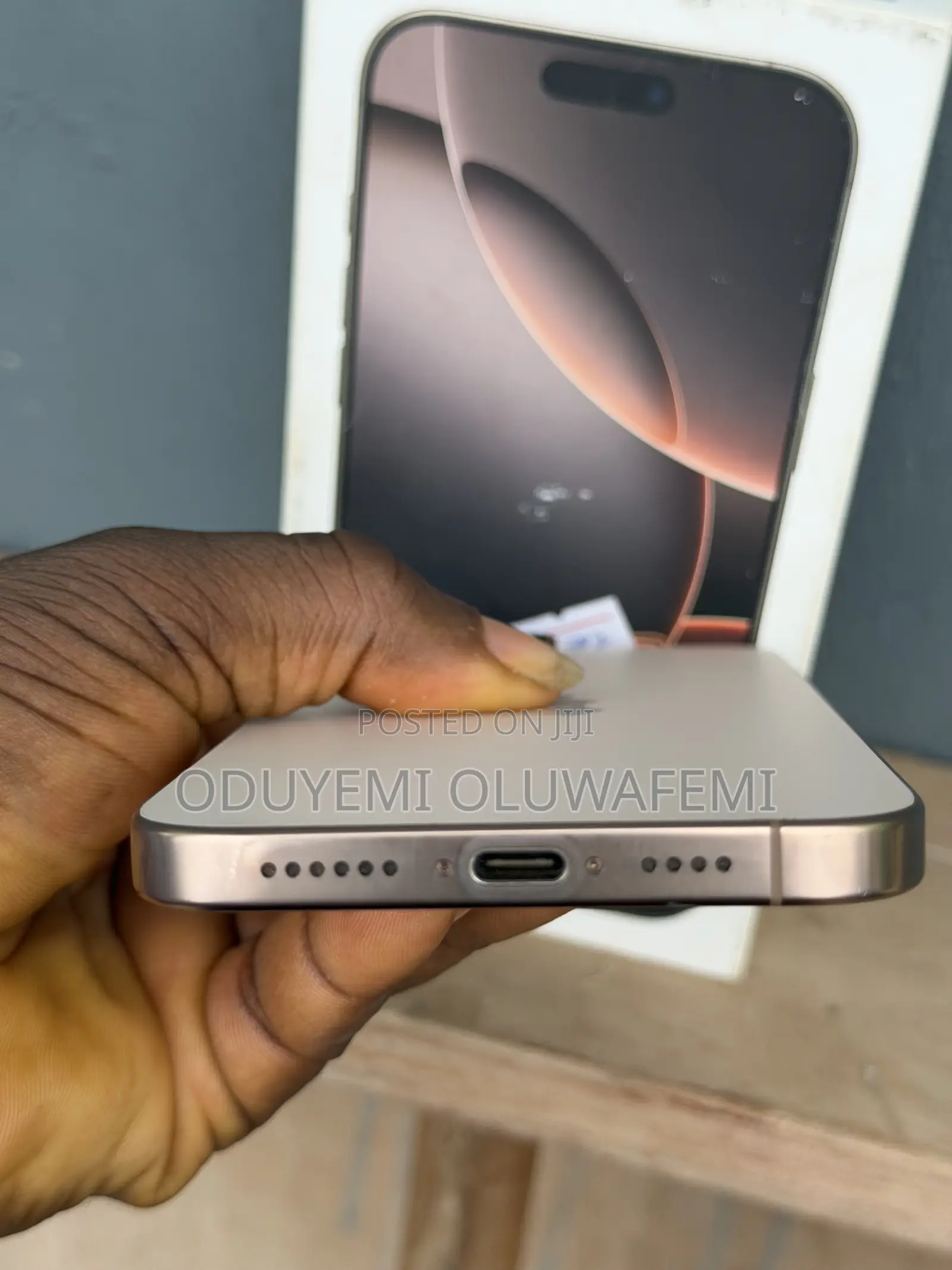 Apple iPhone 16 Pro Max 256 GB Gold
