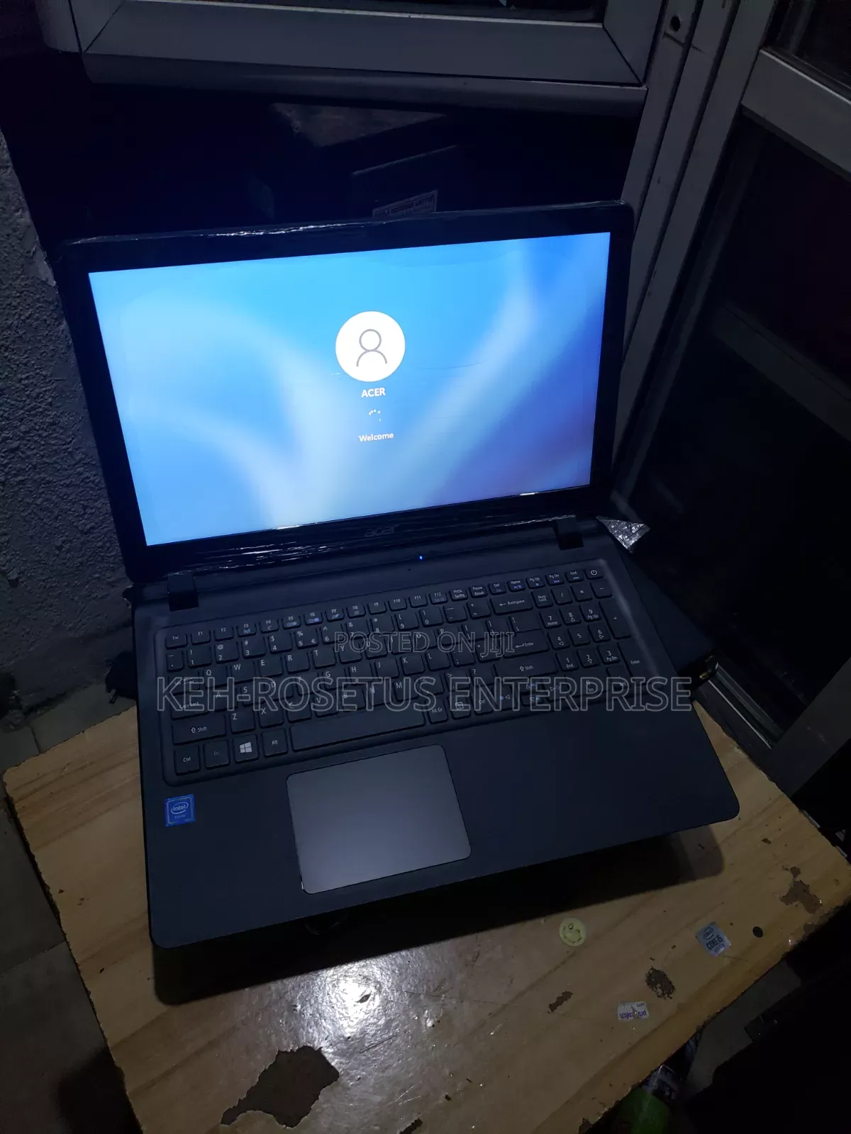 Laptop Acer Aspire ES1-533 4GB Intel Celeron HDD 500GB